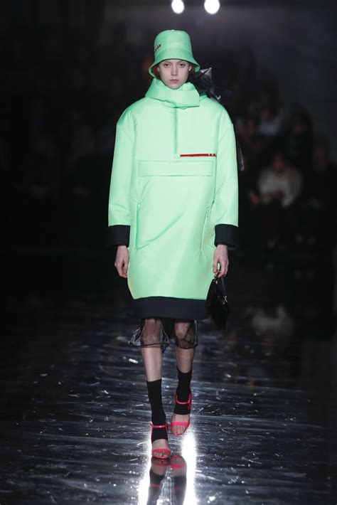 prada linea rossa 2018